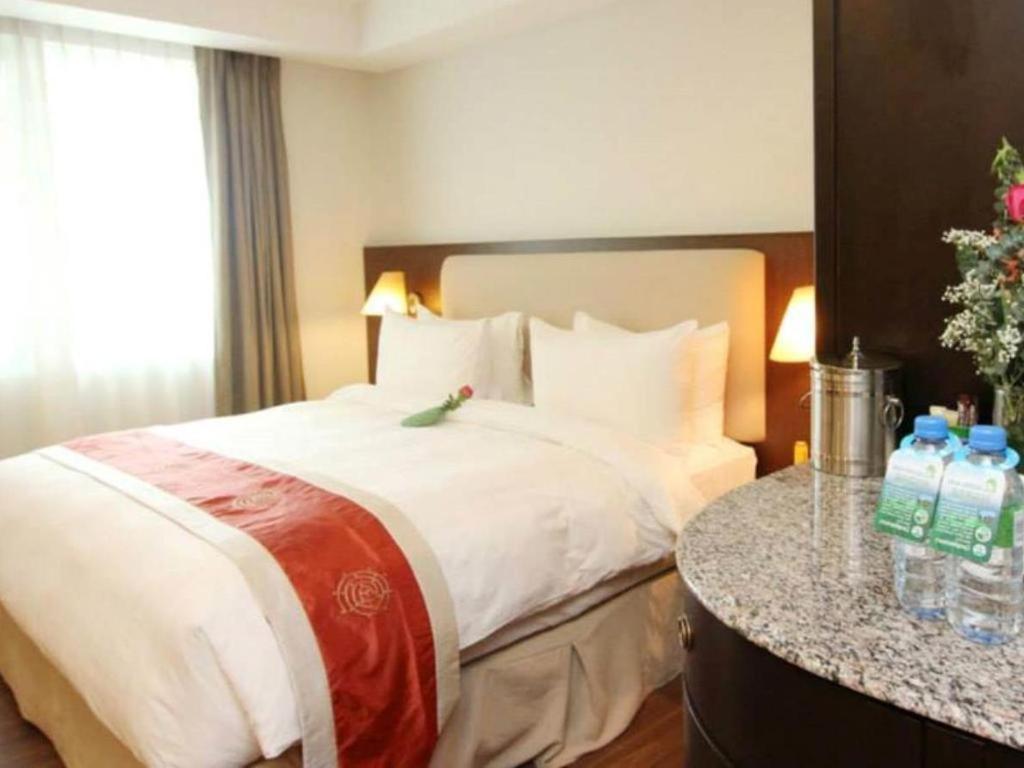 Kuala Belait Plaza Sutera Biru Hotel מראה חיצוני תמונה