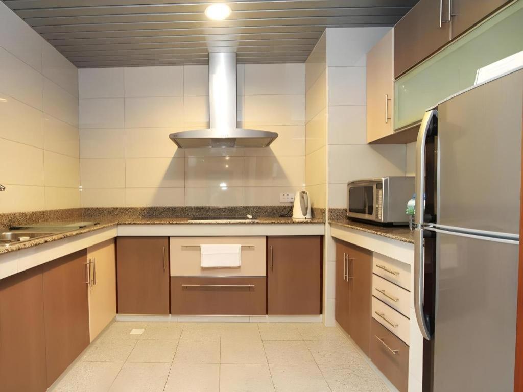 Kuala Belait Plaza Sutera Biru Hotel מראה חיצוני תמונה
